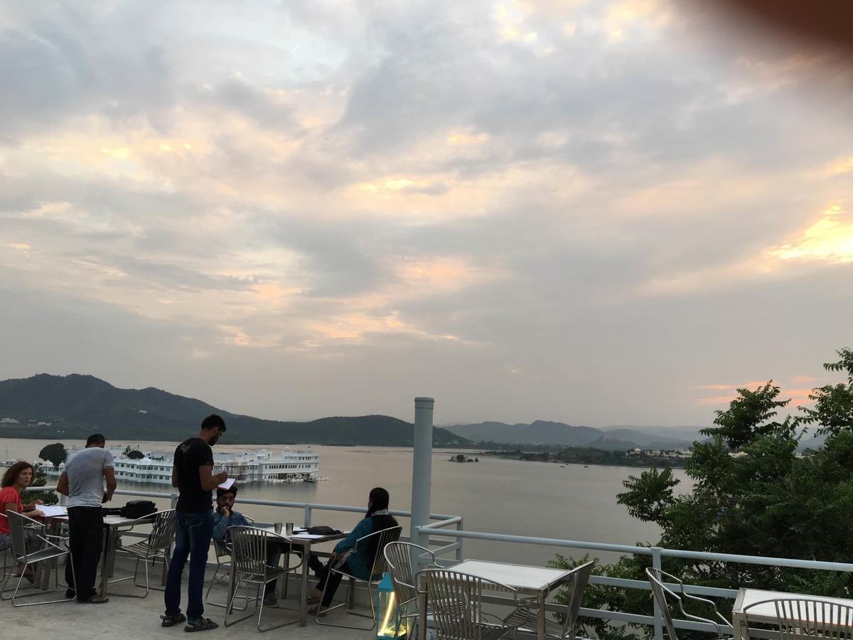The Shaharkot By The Lake Hotel Udaipur Luaran gambar