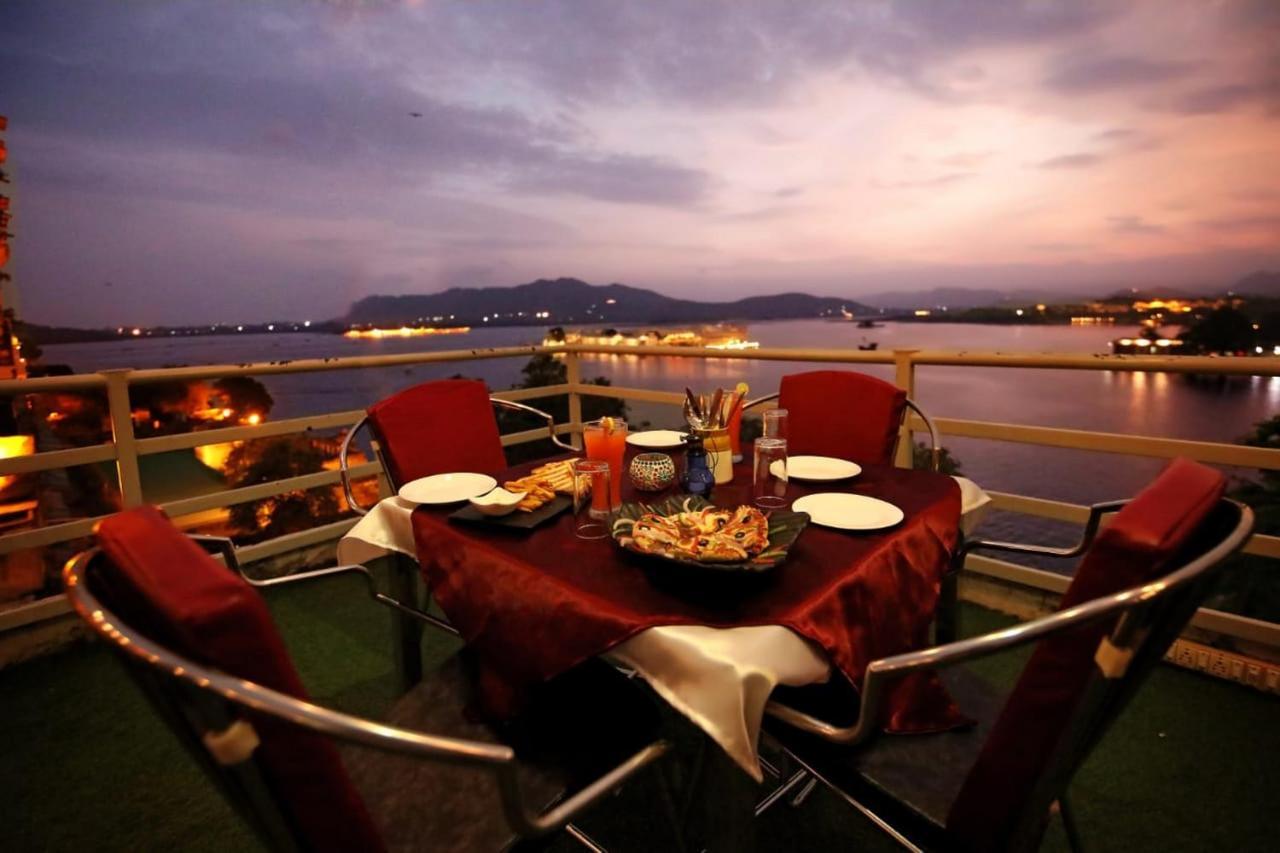 The Shaharkot By The Lake Hotel Udaipur Luaran gambar