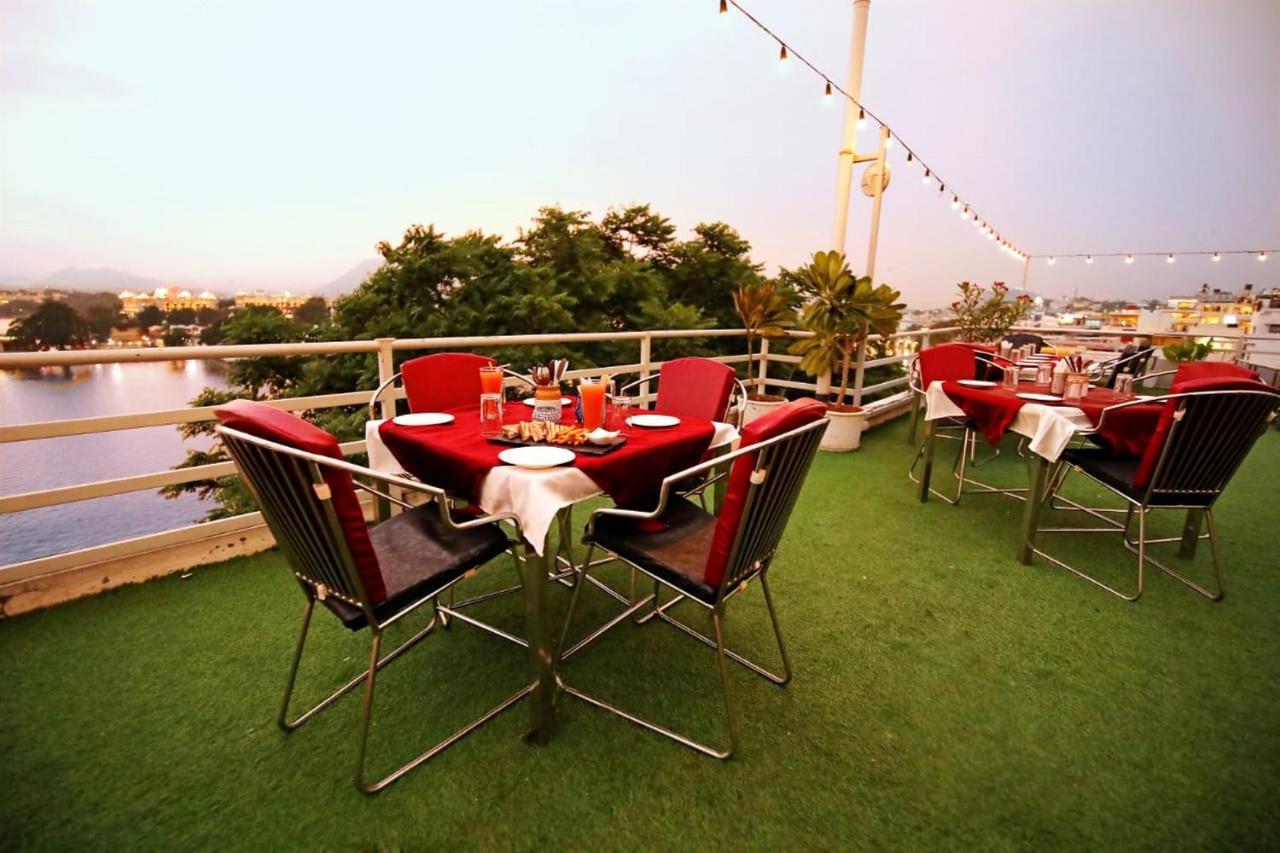 The Shaharkot By The Lake Hotel Udaipur Luaran gambar